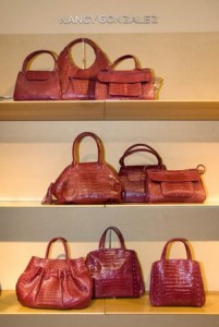 Nancy González la diseñadora de los bolsos y carteras más chic