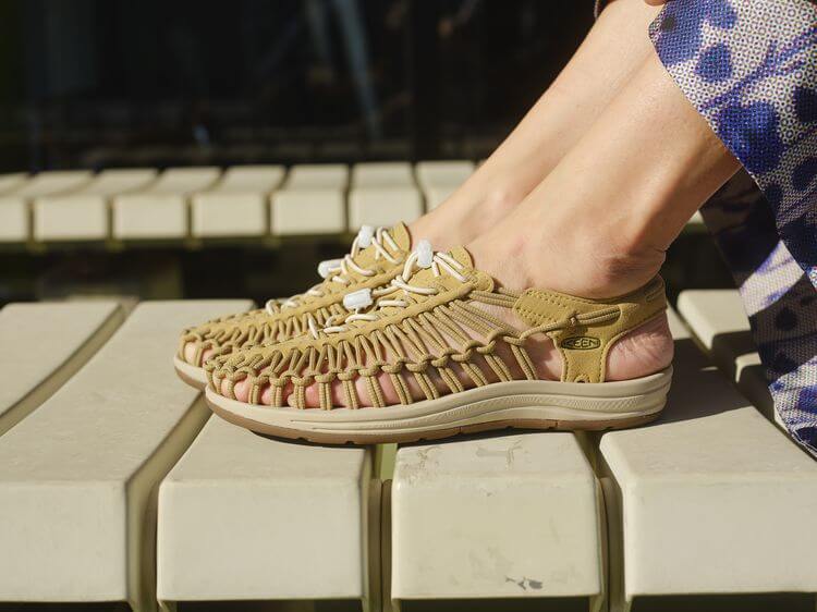 Sandalias Keen Uneek beige