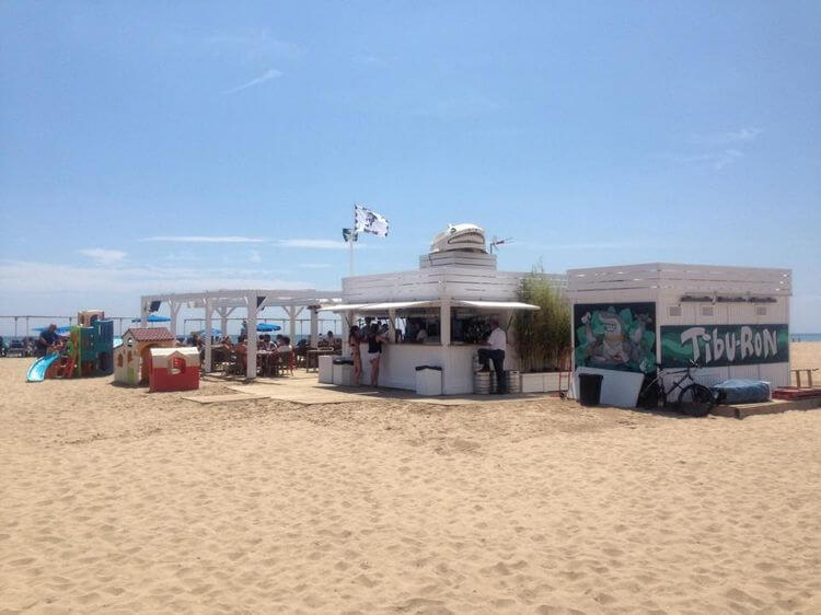 Chiringuito Tiburon Playa de Castelldefels Chiringuito Tiburon Playa de Castelldefels