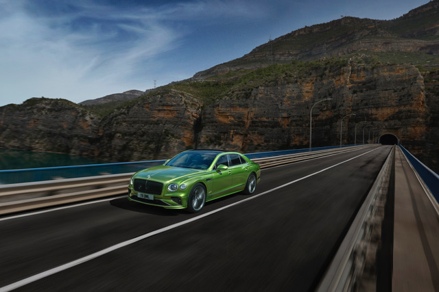 BENTLEY FLYING SPUR
