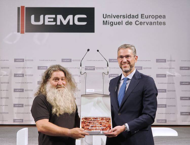Raúl Pérez, Premio Fundación UEMC por toda una vida dedicada al vino Raúl Pérez, Premio Fundación UEMC por toda una vida dedicada al vino
