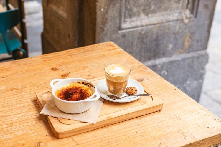 Artisa – Crema catalana y café de especialidad. Artisa – Crema catalana y café de especialidad.
