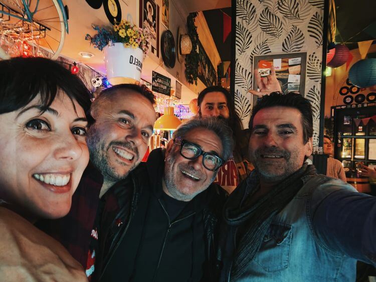 Lionel de la Bella Vida con Sergi Lopez y sus amigos