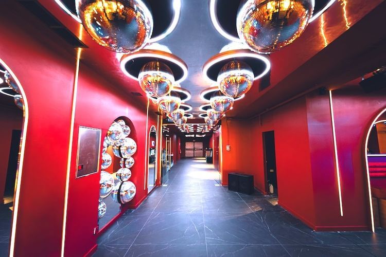 Sutton Barcelona Sala de fiestas Sutton Barcelona Sala de fiestas