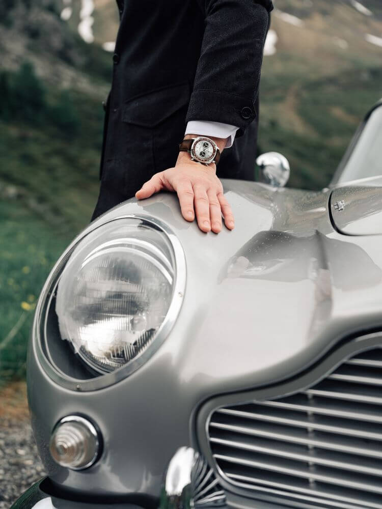 Breitling Top Time B01 Chronograph 41 Tribute to Aston Martin DB5 Breitling Top Time B01 Chronograph 41 Tribute to Aston Martin DB5