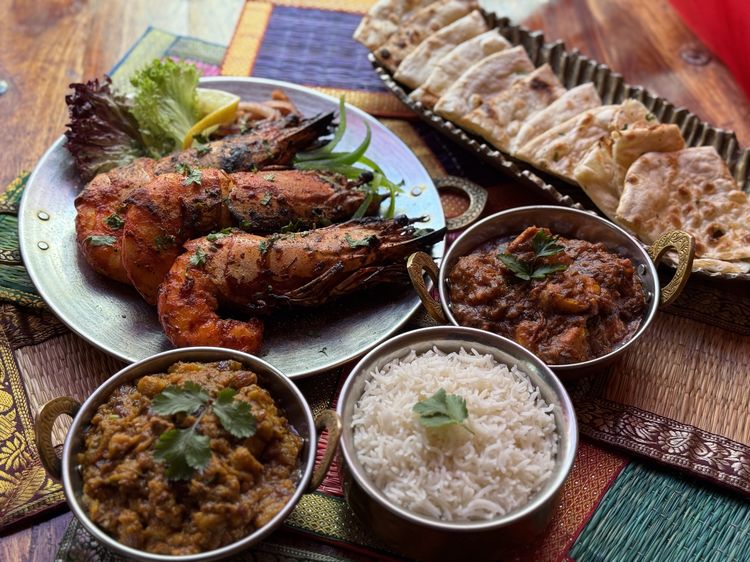 Mayura, pura cromática gastronómica hindú