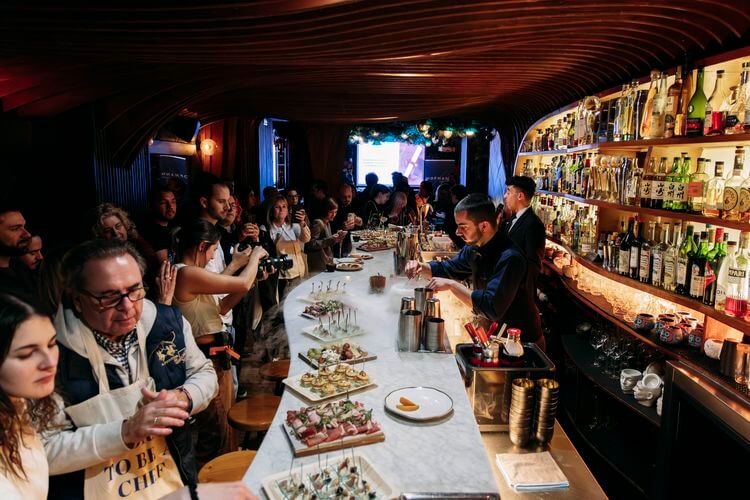 Diploma Profesional de Coctelería y Mixología Hofmann Diploma Profesional de Coctelería y Mixología Hofmann