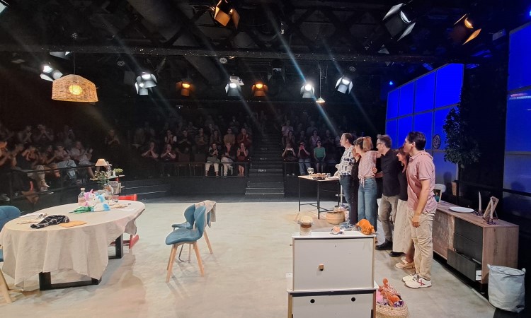 COMEDIA ELS PLANS COMEDIA ELS PLANS