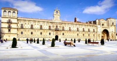 Parador de San Marcos en León, Hotel 5*GL