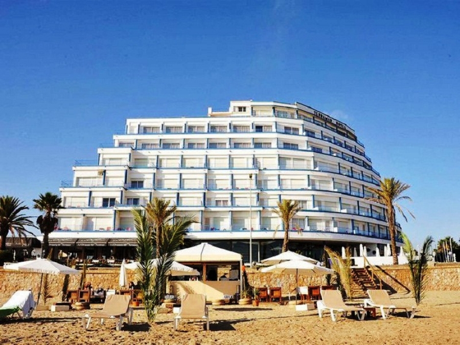 Meliá compra el Hotel Terramar de Sitges para convertirlo en el resort de lujo ME Sitges