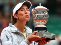 Garbiñe Muguruza conquista el Roland Garros ante Serena Williams