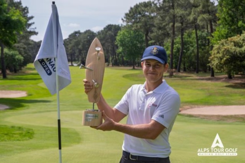 Javier Calles se impone en el Lacanau Alps Open Golf