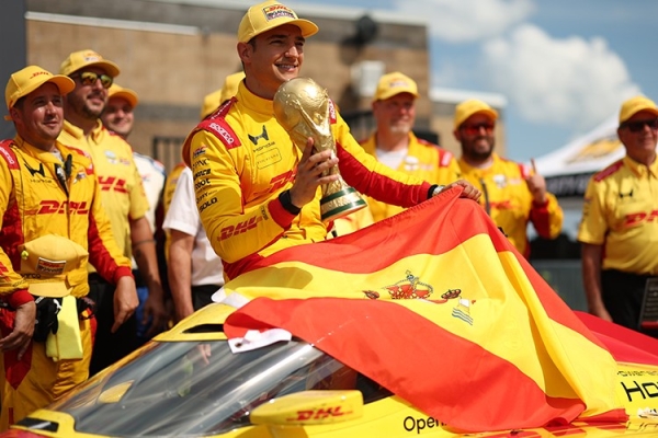 Alex Palou conquista su quinta victoria en el Borchetta Bourbon Music City Grand Prix de Nashville