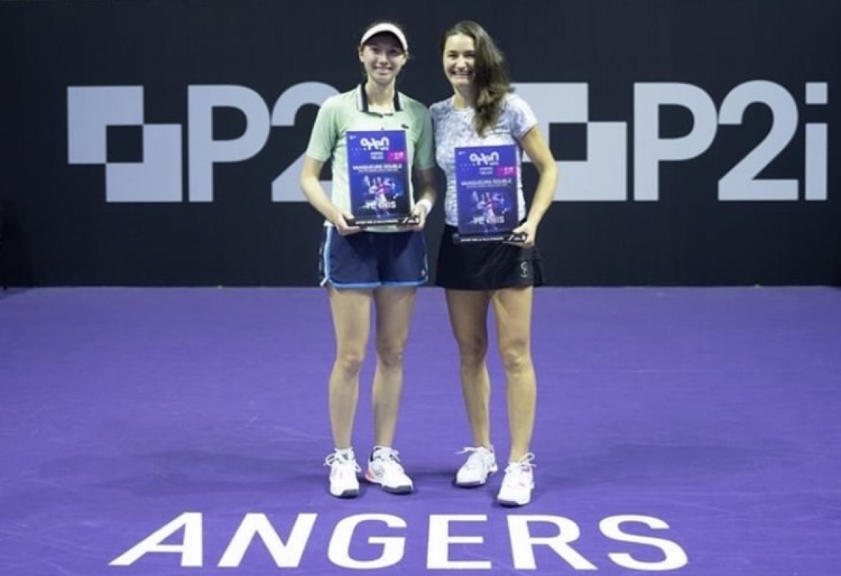 Cristina Bucsa conquista el título WTA dobles en Angers