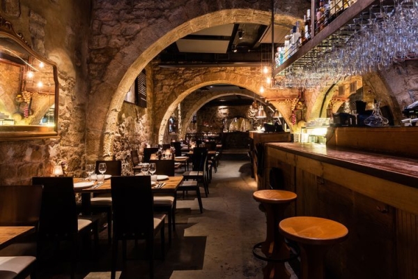 Arcano, cuando la historia se sienta a la mesa del restaurante